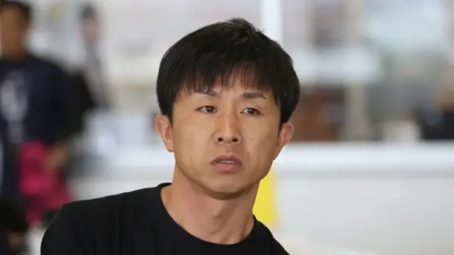 西岡成美の師匠